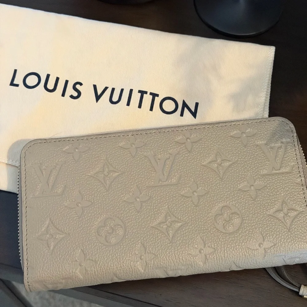 Louis Vuitton Taupe Monogram Wallet - Picture 2 of 4